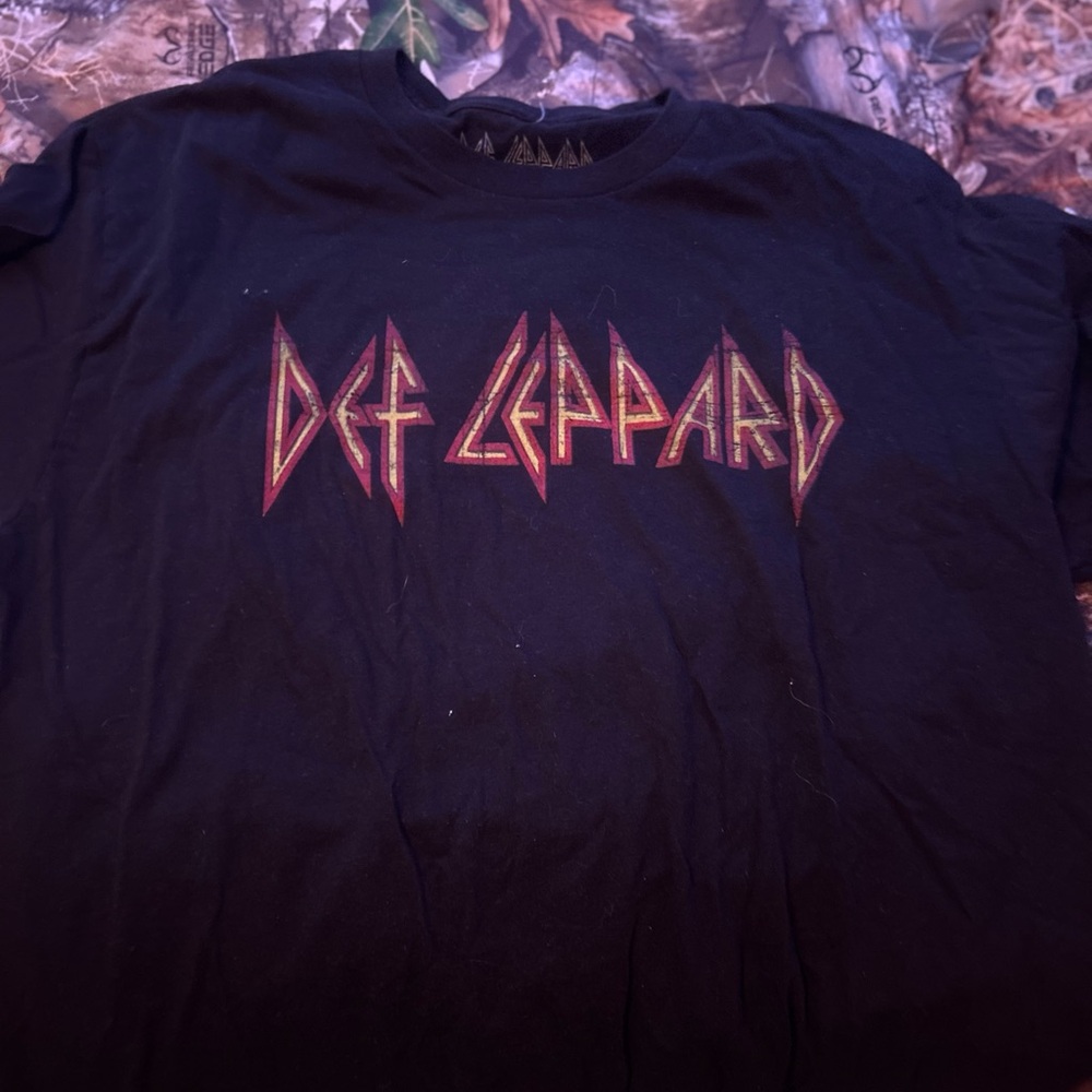 Def Leppard Black T-Shirt